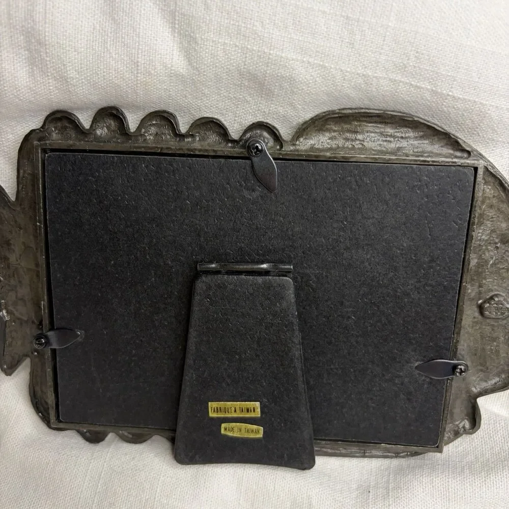 Vintage Cat Pet 3.5x5 Photo Frame Metal Pewter MEOW! Cat Mouse Fishbones Paws